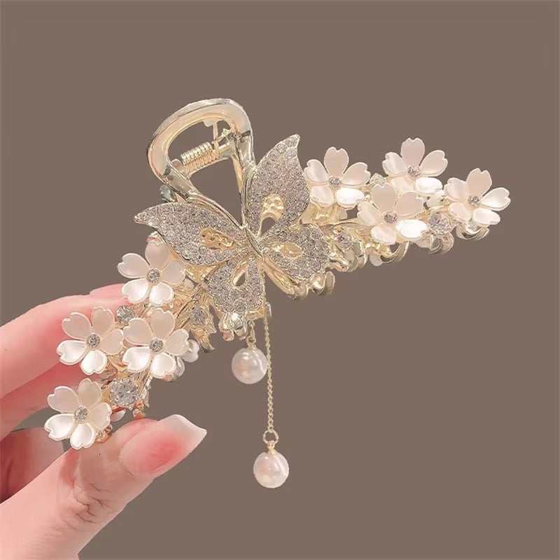 New Pearl Flower Tassel Hair Claw Clip Girl Retro Ponytail Hair Clip Shark Clip Korean Exquisite Women Hair Accessories